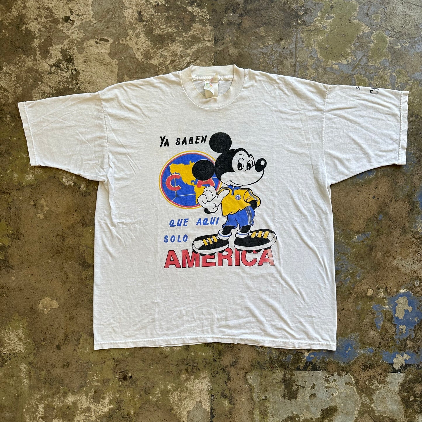 Vintage Latin Mickey Soccer tshirt