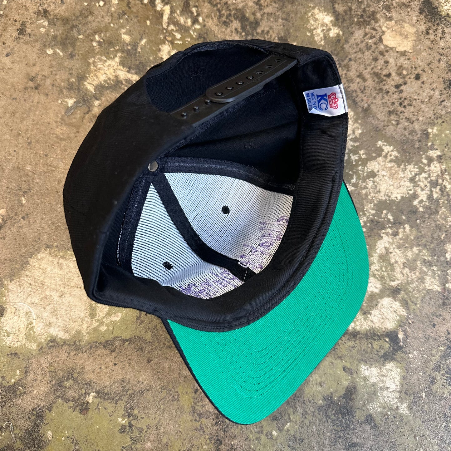 1990s Digable Planets snackback hat